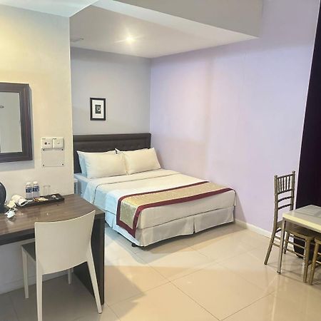 Kingsman Boutique Hotel Kota Kinabalu Exterior foto